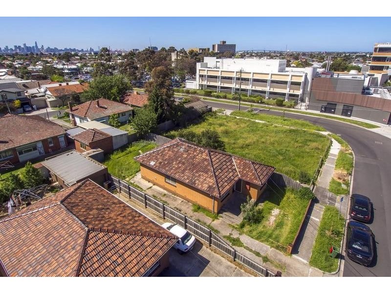 17 Mavis Street, Footscray VIC 3011