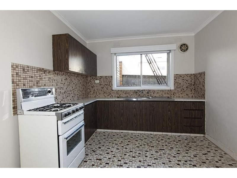 6/50 Bayview Road, Seddon VIC 3011