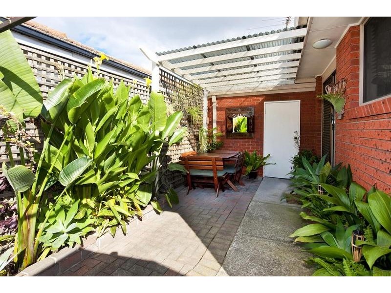 8/7-9 Govan Street, Footscray VIC 3011