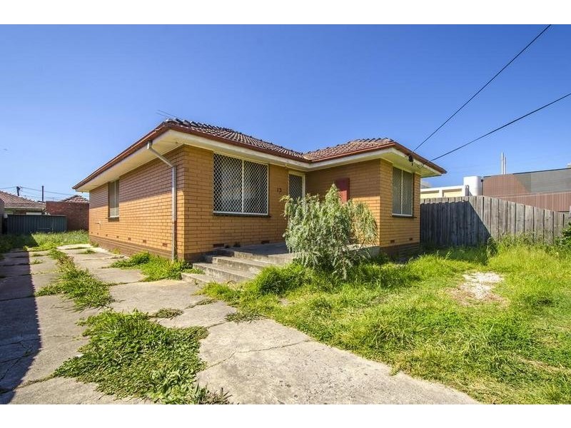 13 Mavis Street, Footscray VIC 3011