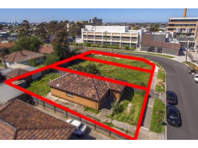 13 Mavis Street, Footscray VIC 3011