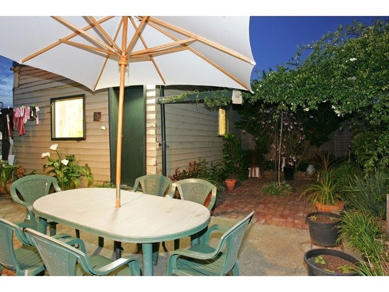 8 Kent Street, Yarraville VIC 3013