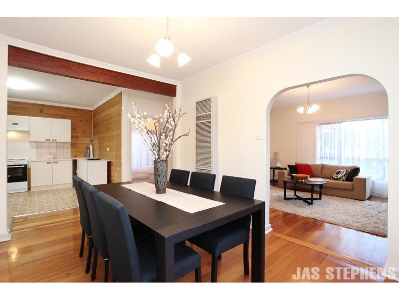 82 Napoleon Street, West Footscray VIC 3012