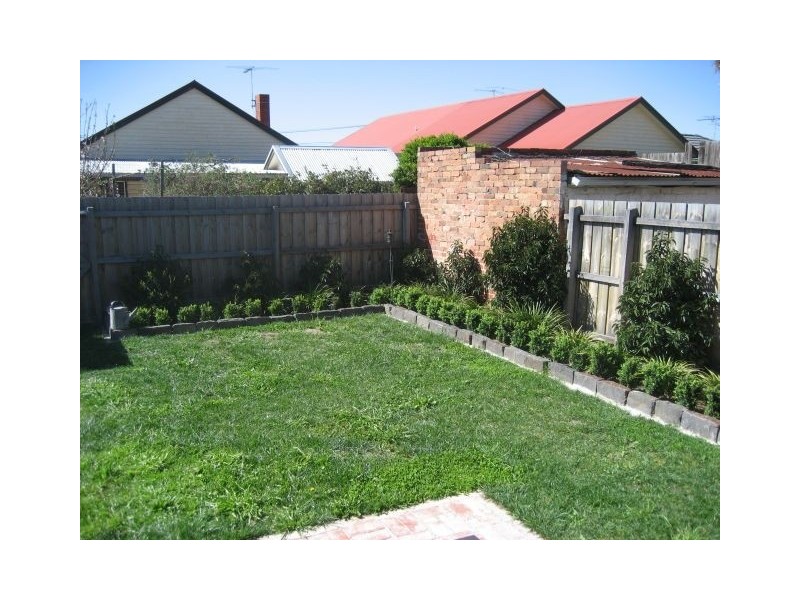 12 Maddock Street, Footscray VIC 3011