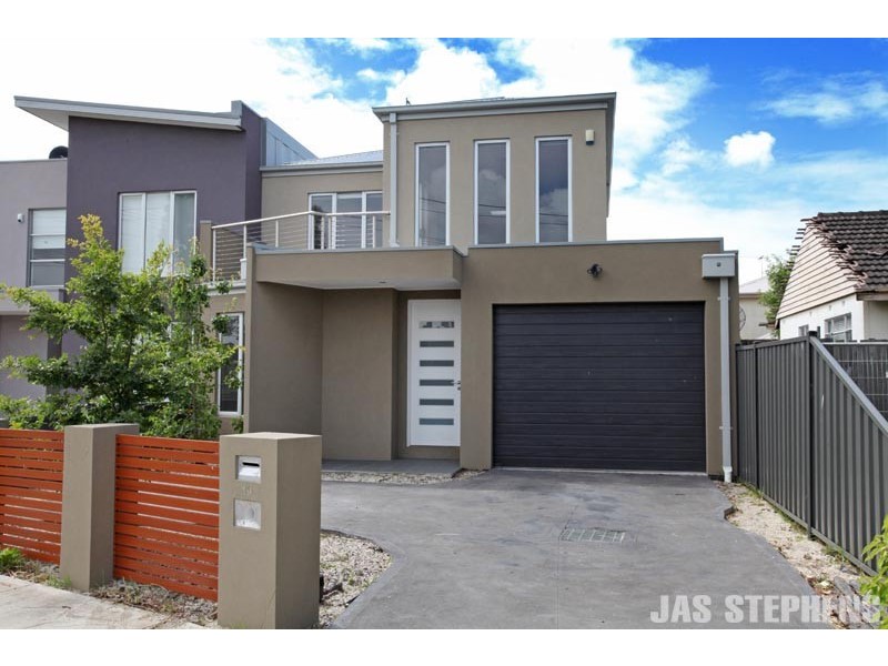 19 Churchill Avenue, Maidstone VIC 3012