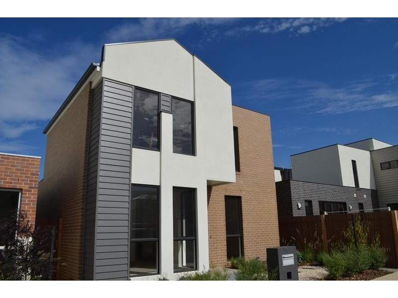 2 Beaurepaire Parade, Footscray VIC 3011