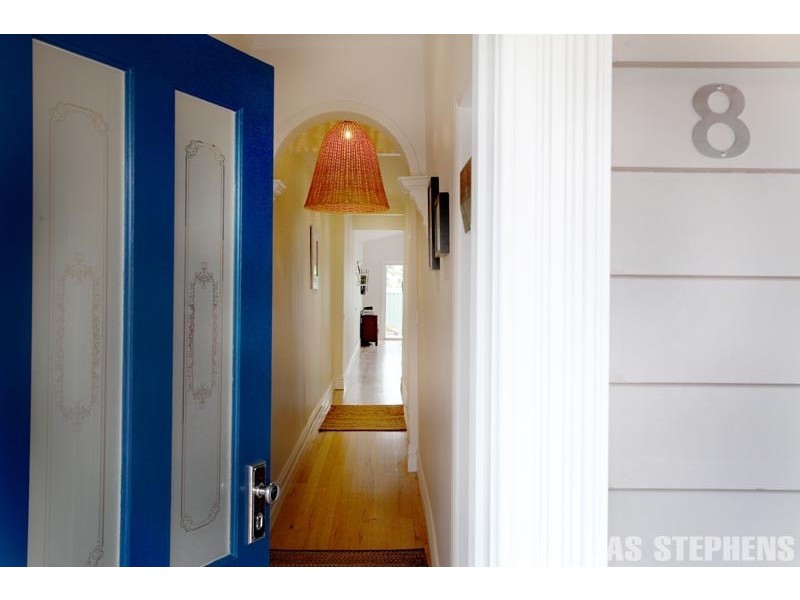 8 William Street, Seddon VIC 3011