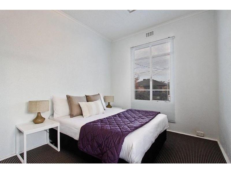 1/12 Clarendon Street, Maidstone VIC 3012