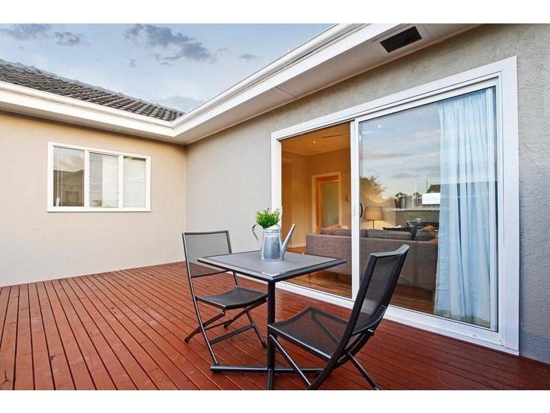 1/12 Clarendon Street, Maidstone VIC 3012