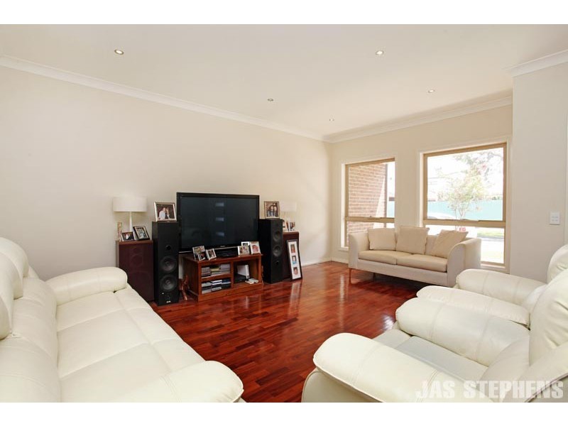 1/1A Janson Street, Maidstone VIC 3012