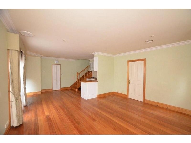 16 Vine Street, Footscray VIC 3011