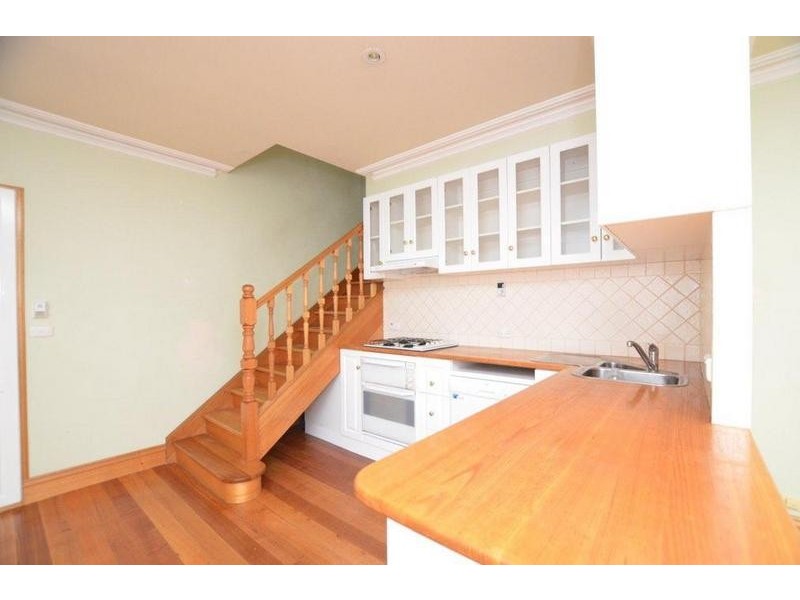 16 Vine Street, Footscray VIC 3011