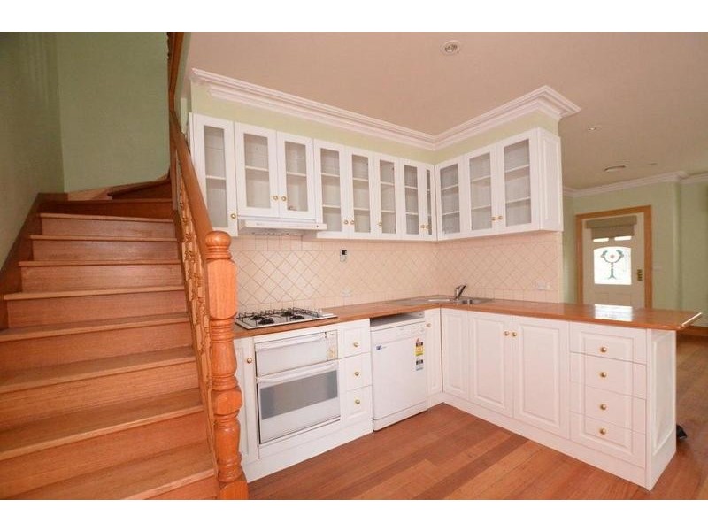 16 Vine Street, Footscray VIC 3011