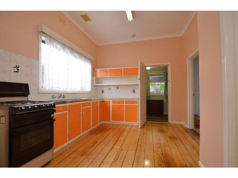 27 Adelaide Street, Footscray VIC 3011