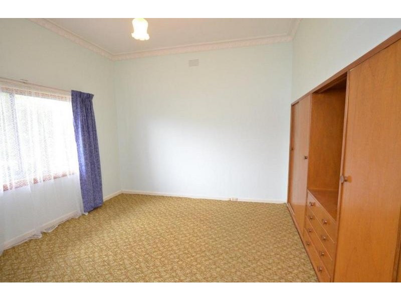 27 Adelaide Street, Footscray VIC 3011