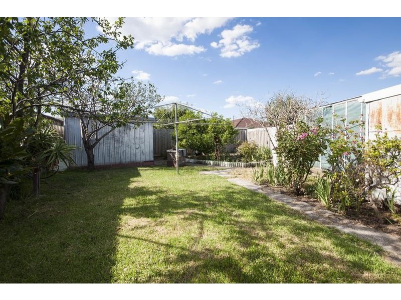 8 Wellington Street, West Footscray VIC 3012