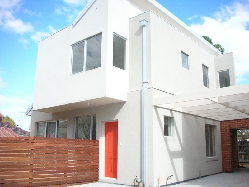 4/2 Bellairs Avenue, Seddon VIC 3011