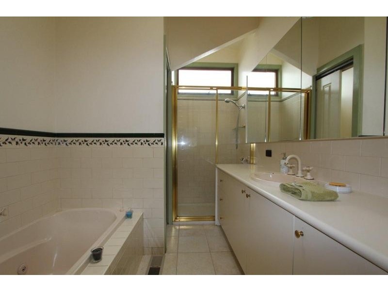 33 Sussex Street, Yarraville VIC 3013