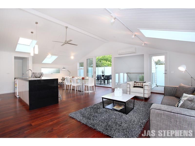 4/2 Severn Street, Yarraville VIC 3013