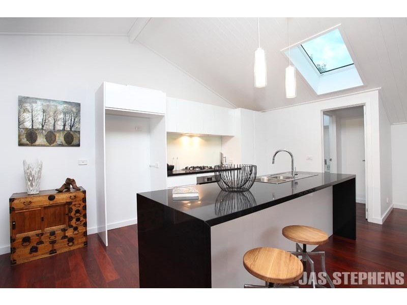 4/2 Severn Street, Yarraville VIC 3013