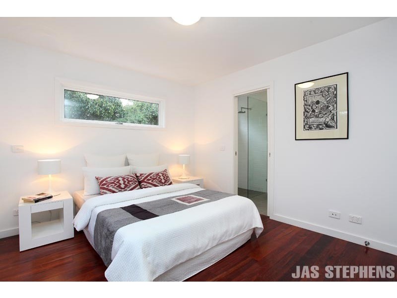4/2 Severn Street, Yarraville VIC 3013