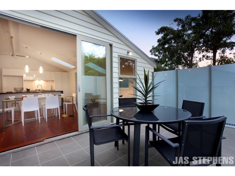 4/2 Severn Street, Yarraville VIC 3013