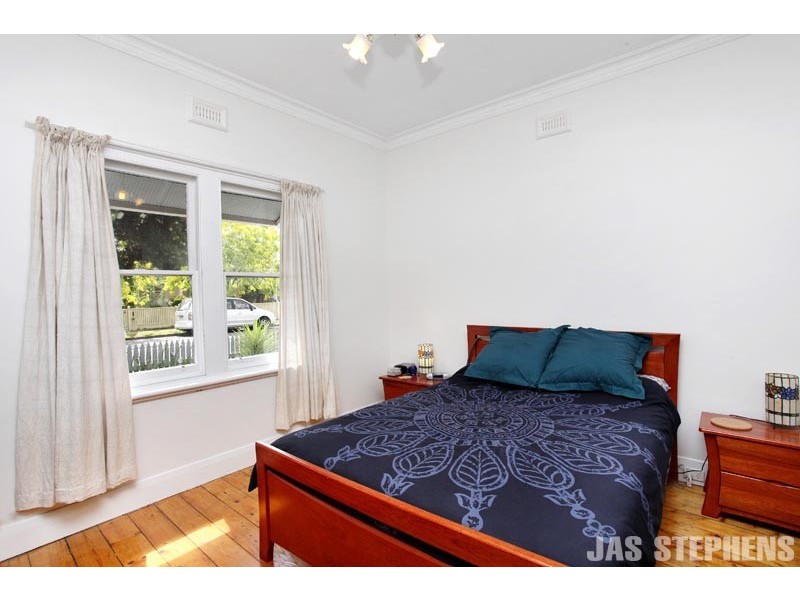 133 Empress Avenue, Kingsville VIC 3012