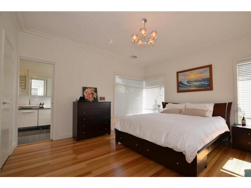 11 Wilkins Street, Yarraville VIC 3013