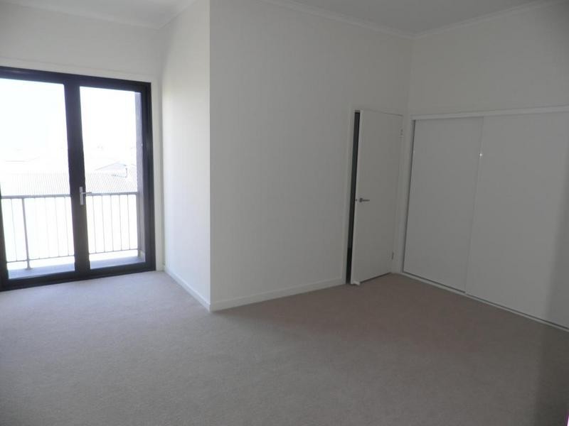 22 McDougall Drive, Footscray VIC 3011