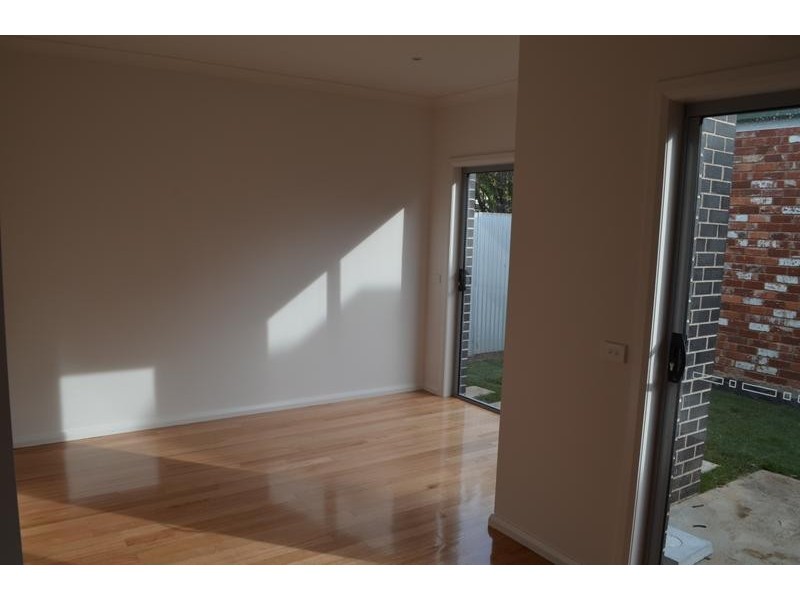 18 Brunswick Street, West Footscray VIC 3012