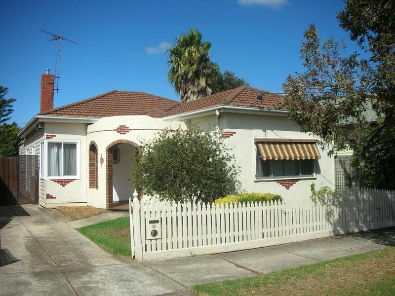 11 Barton Street, West Footscray VIC 3012