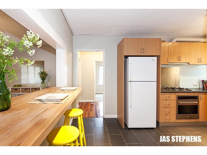 1/101 Ballarat Road, Maidstone VIC 3012