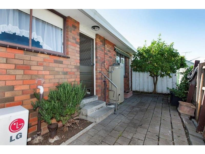 5/51 Alma Street, West Footscray VIC 3012