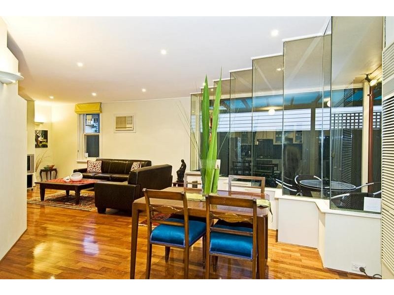 15 Adelaide Street, Footscray VIC 3011