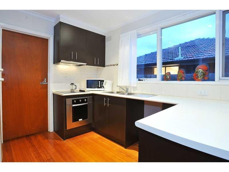 4/33 Edgar Street, Kingsville VIC 3012