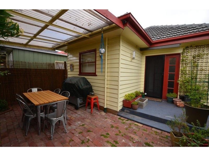 31 Dudley Street, Footscray VIC 3011