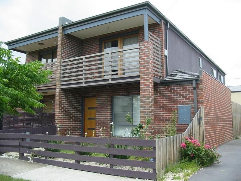 2/170 Rupert Street, West Footscray VIC 3012