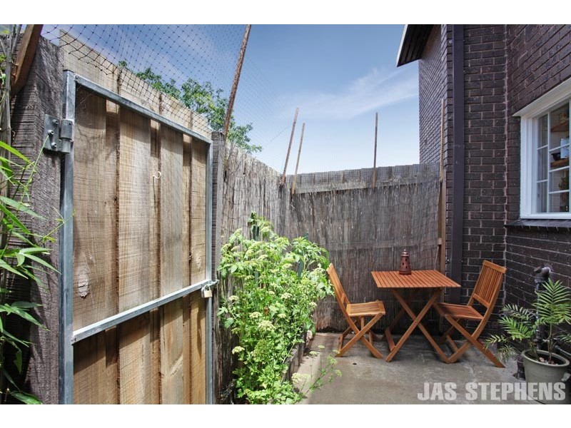 4/199 Geelong Road, Kingsville VIC 3012