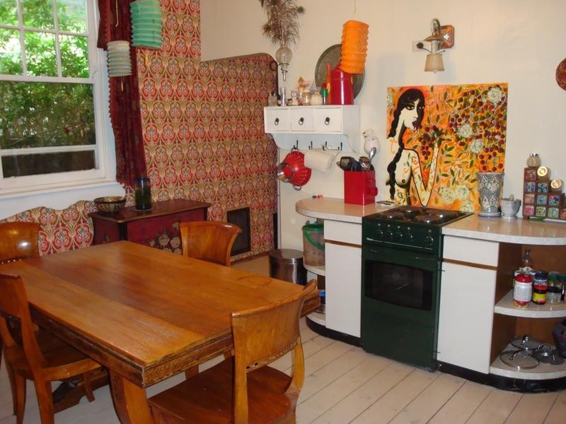 141 Empress Avenue, Kingsville VIC 3012