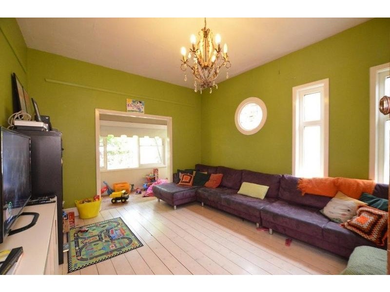 141 Empress Avenue, Kingsville VIC 3012