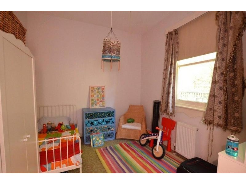 141 Empress Avenue, Kingsville VIC 3012