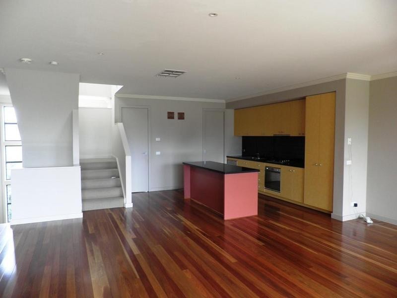 6 Stonehenge Mews, Williamstown VIC 3016