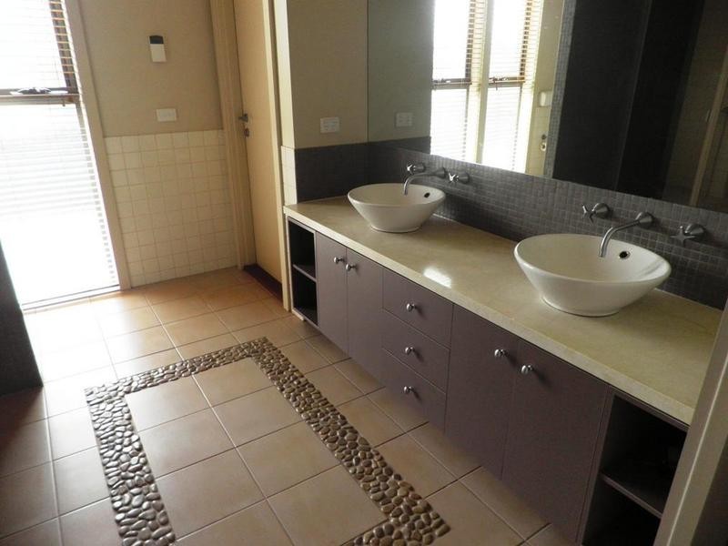 6 Stonehenge Mews, Williamstown VIC 3016