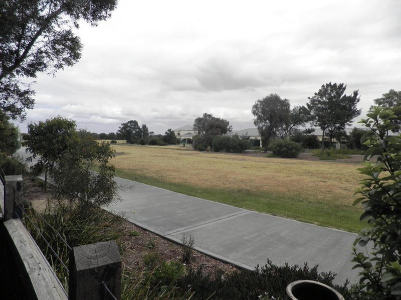 6 Stonehenge Mews, Williamstown VIC 3016