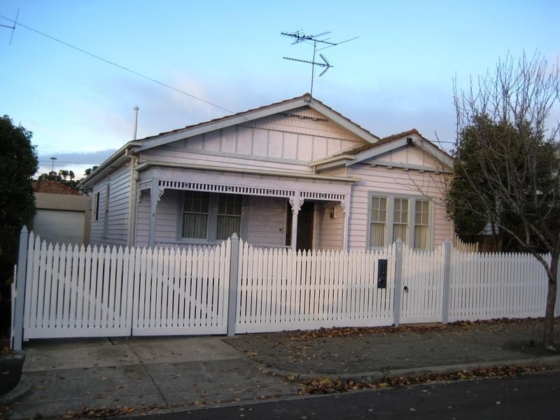 6 Gordon Parade, Yarraville VIC 3013