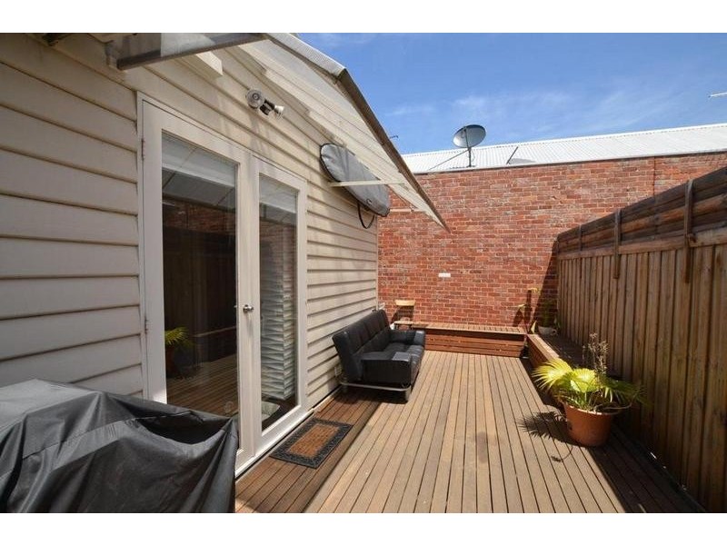 8 Adelaide Street, Footscray VIC 3011