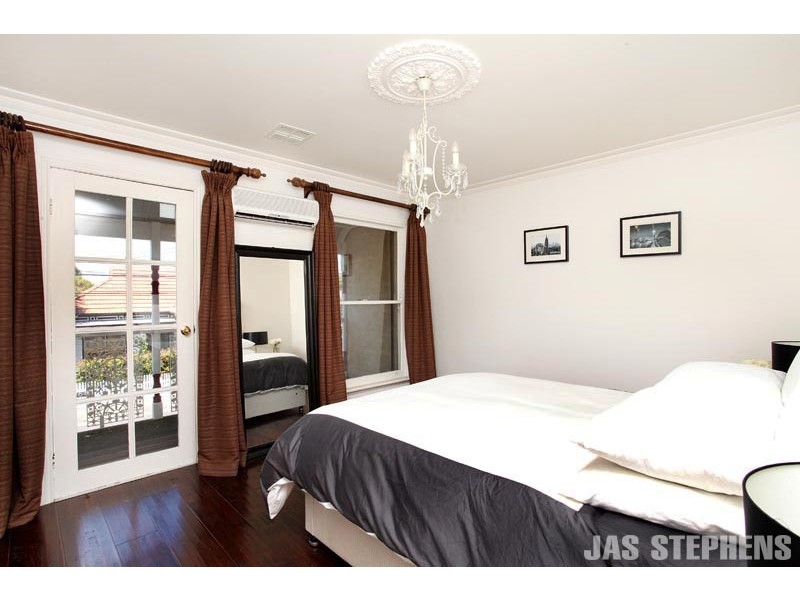 62 Station Road, Seddon VIC 3011