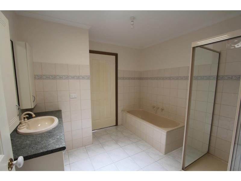 3/22 The Broadway, Altona North VIC 3025