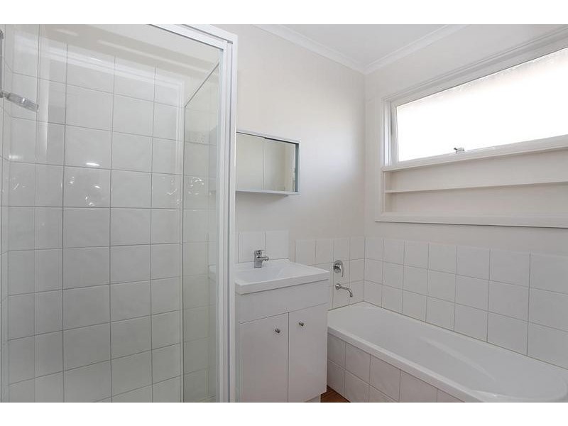 4/11 Bishop Street, Kingsville VIC 3012