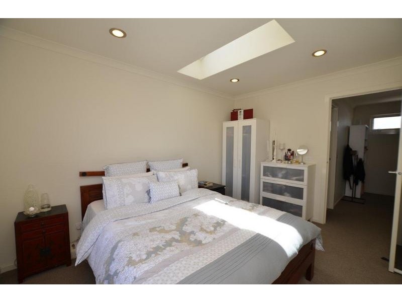 1/9 Swan Street, Footscray VIC 3011